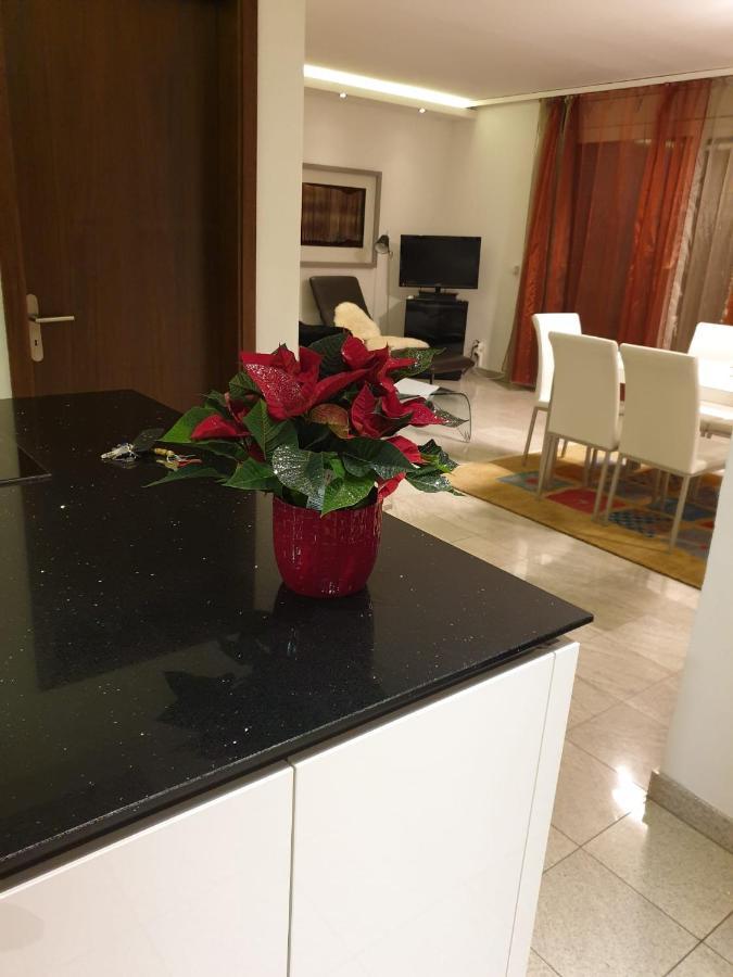 Appartement Novotna Ponte Tresa Esterno foto